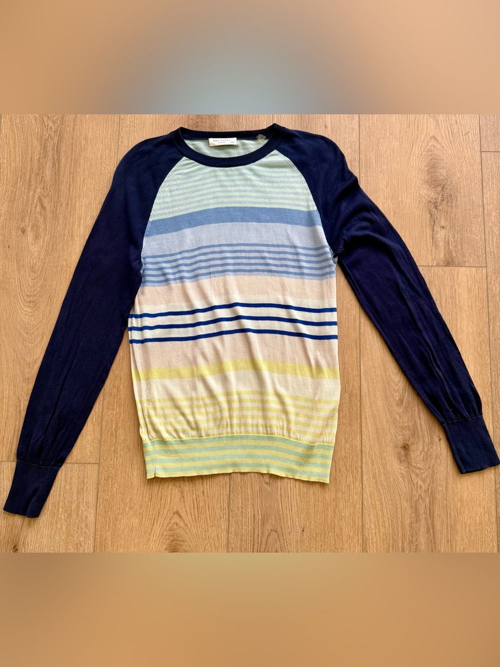 Equipment Femme 100% Silk Striped Crew Neck Sweater SZ M Academia Preppy Multi